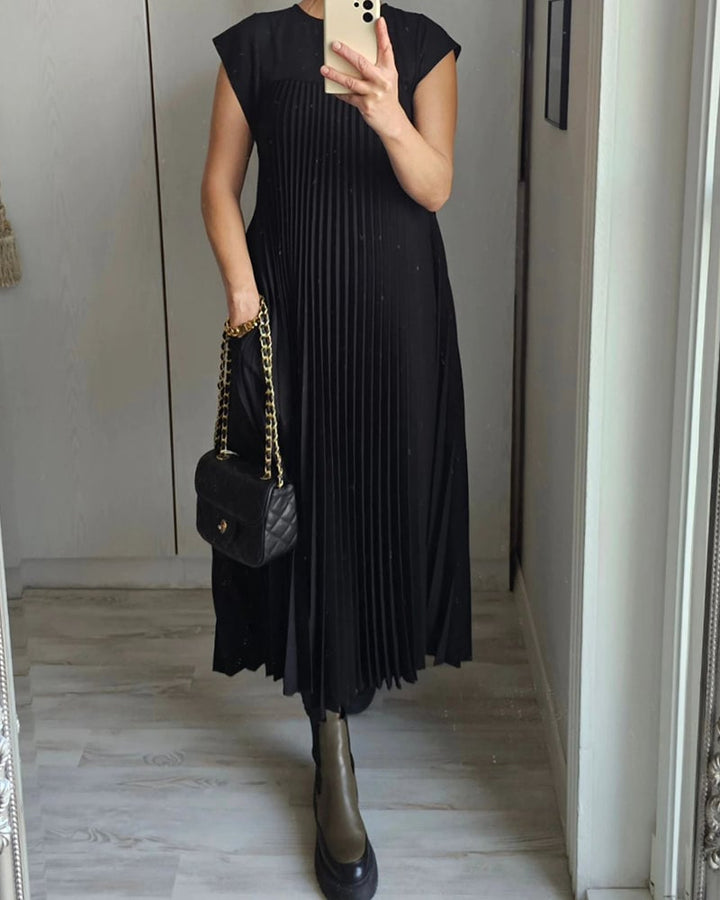 Women’s Short Sleeve Pleated Maxi Dress