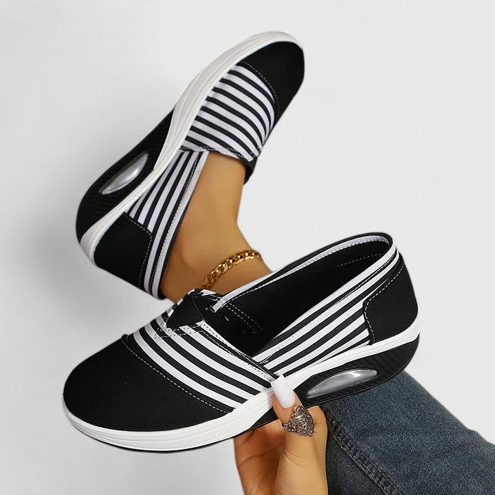 JEAN – STRIPED SLIP-ON SNEAKERS