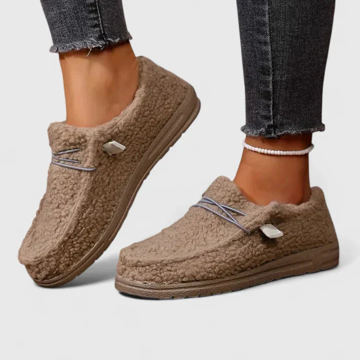 DEMI – COZY SHERPA LOAFERS