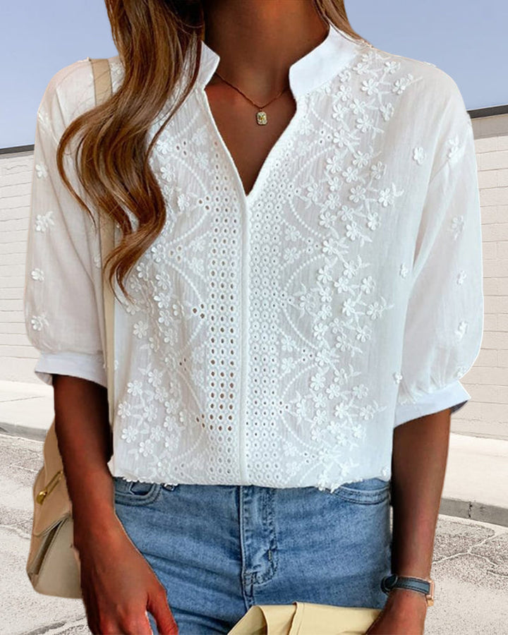 EMBERLY – PUFF SLEEVES LACE BLOUSE