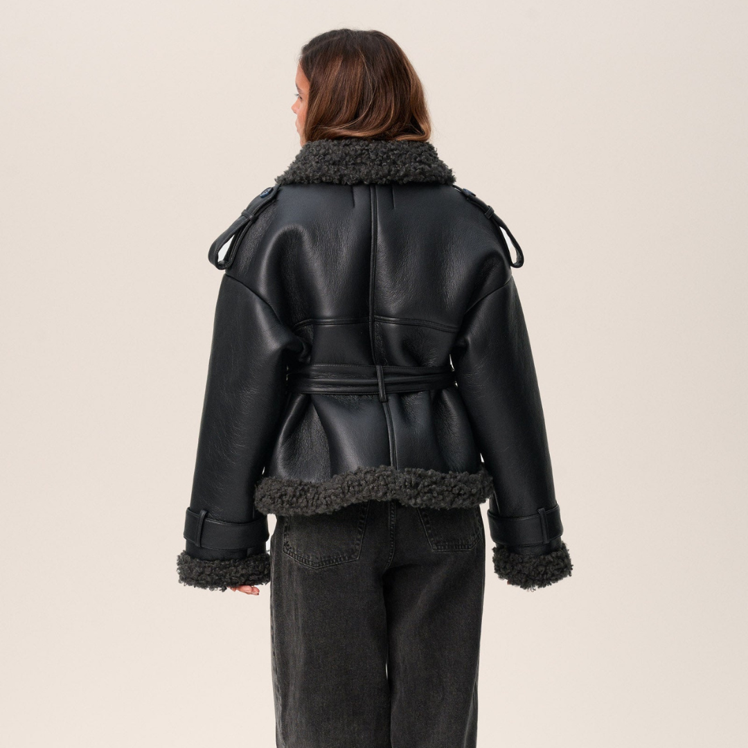 Avery – Cozy Urban Shearling-Style Jacket