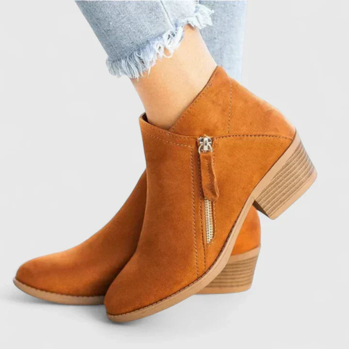 KELLY – EVERYDAY CHIC ANKLE BOOTS