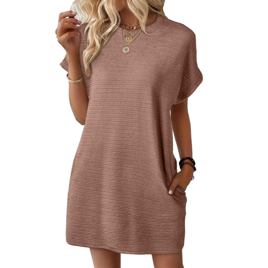 SOPHIA – LAID-BACK CHIC T-SHIRT DRESS