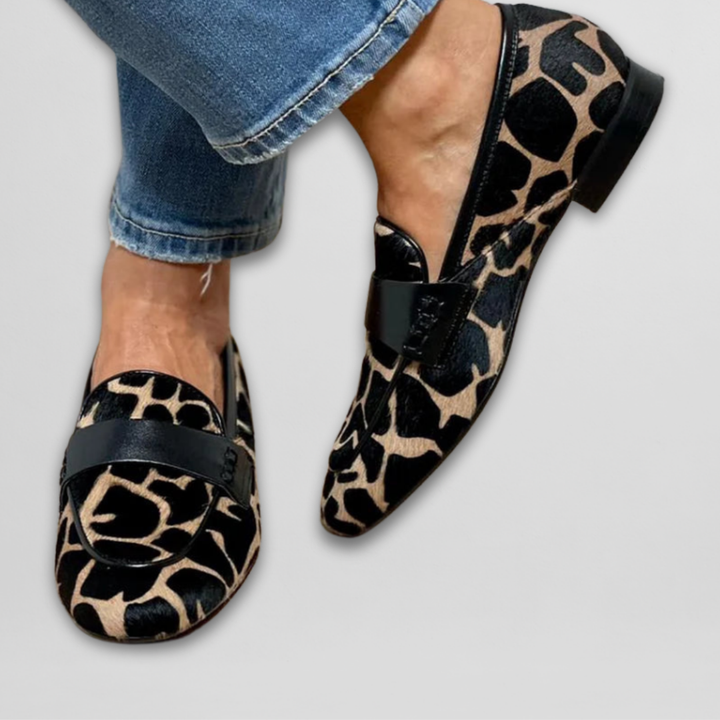 VIVIENNE – LEOPARD PATTERN LOAFER