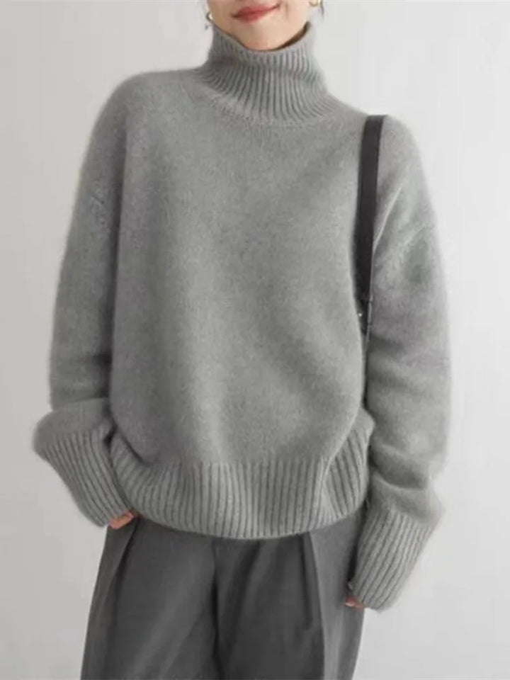 AMAYA – COZY TURTLENECK SWEATER