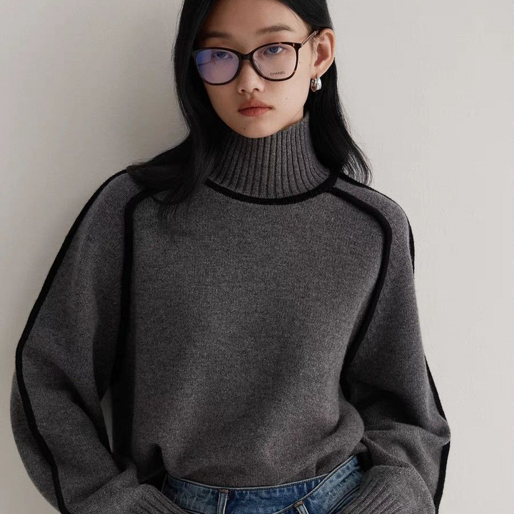 THERESA – RELAXED HIGH-NECK SWEATER
