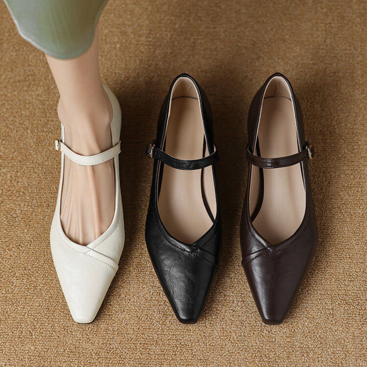 AVERY – POINTED TOE MARY JANE FLATS