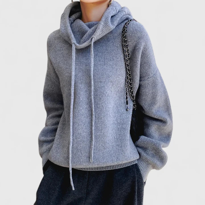 HALLIE – RELAXED COZY HOODED SWEATER