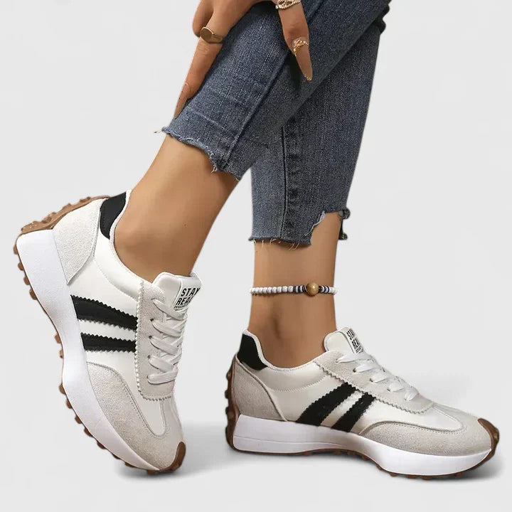 DESTINY – CLASSIC STRIPE SNEAKERS