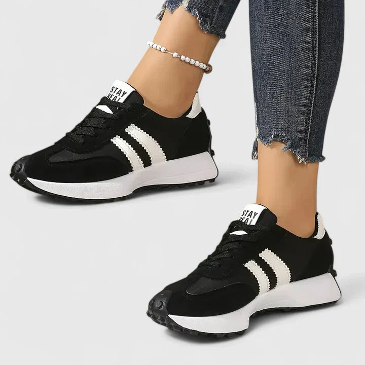 DESTINY – CLASSIC STRIPE SNEAKERS
